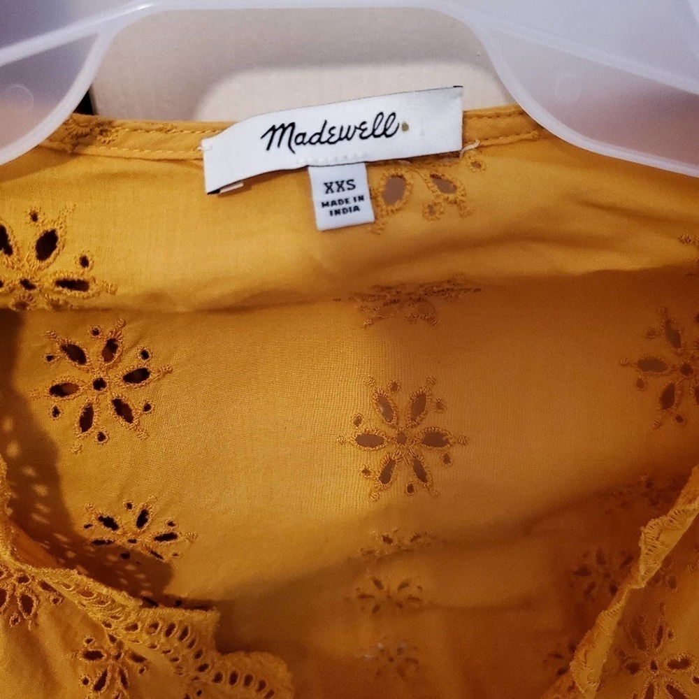 Madewell scalloped eyelet wrap yellow blouse xxs - Picture 4 of 7